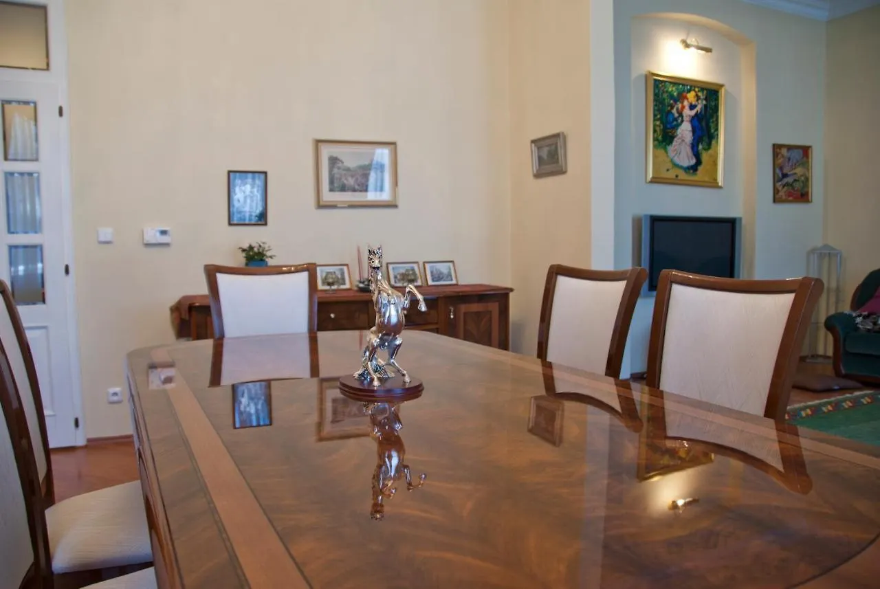 Apartment Apartman Na Zahradni Karlovy Vary